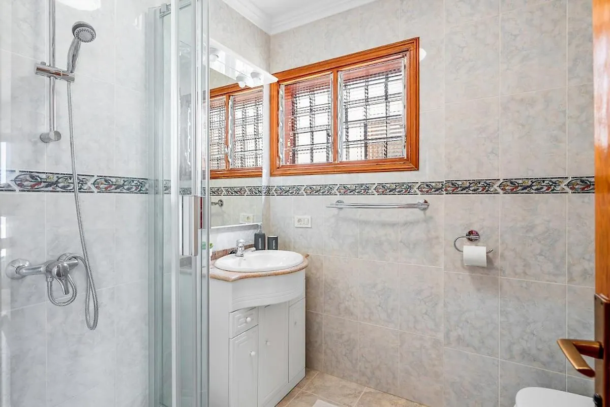Oceanview 2Br Apartment In Los Gigantes Santiago Del Teide