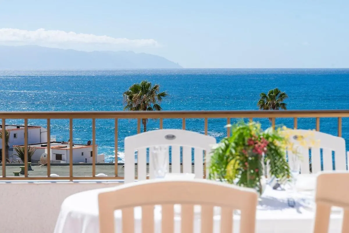 Oceanview 2Br Apartment In Los Gigantes Santiago Del Teide