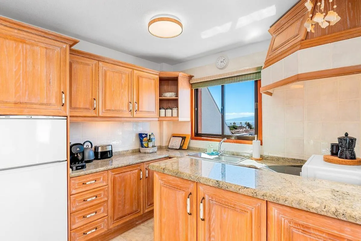 Oceanview 2Br Apartment In Los Gigantes Santiago Del Teide